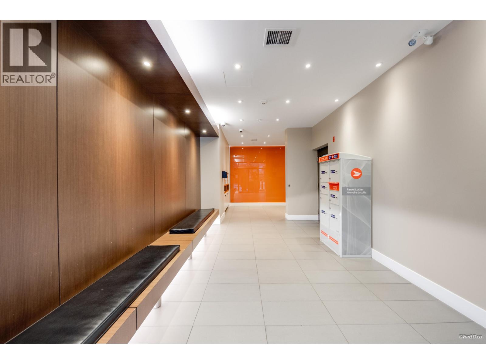 408 1673 Lloyd Avenue, North Vancouver, British Columbia  V7P 0A9 - Photo 4 - R3090186