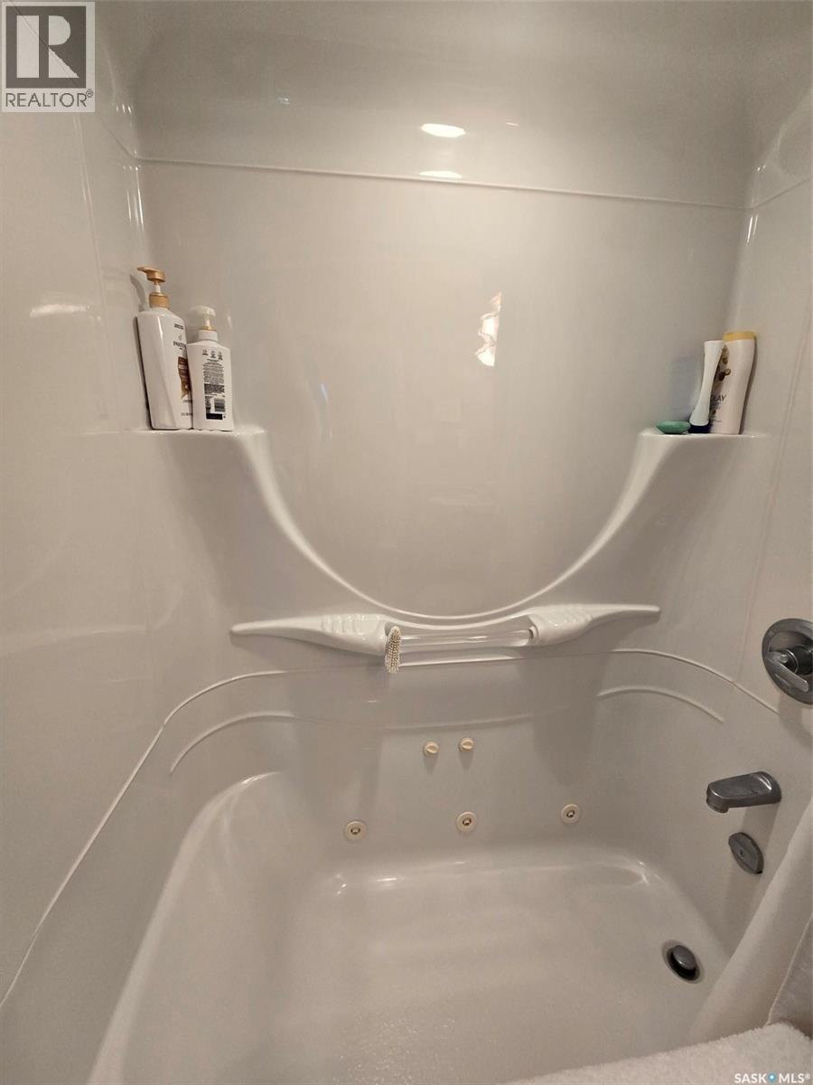 503 Edmonton Street, Broadview, Saskatchewan  S0G 0K0 - Photo 34 - SK028897