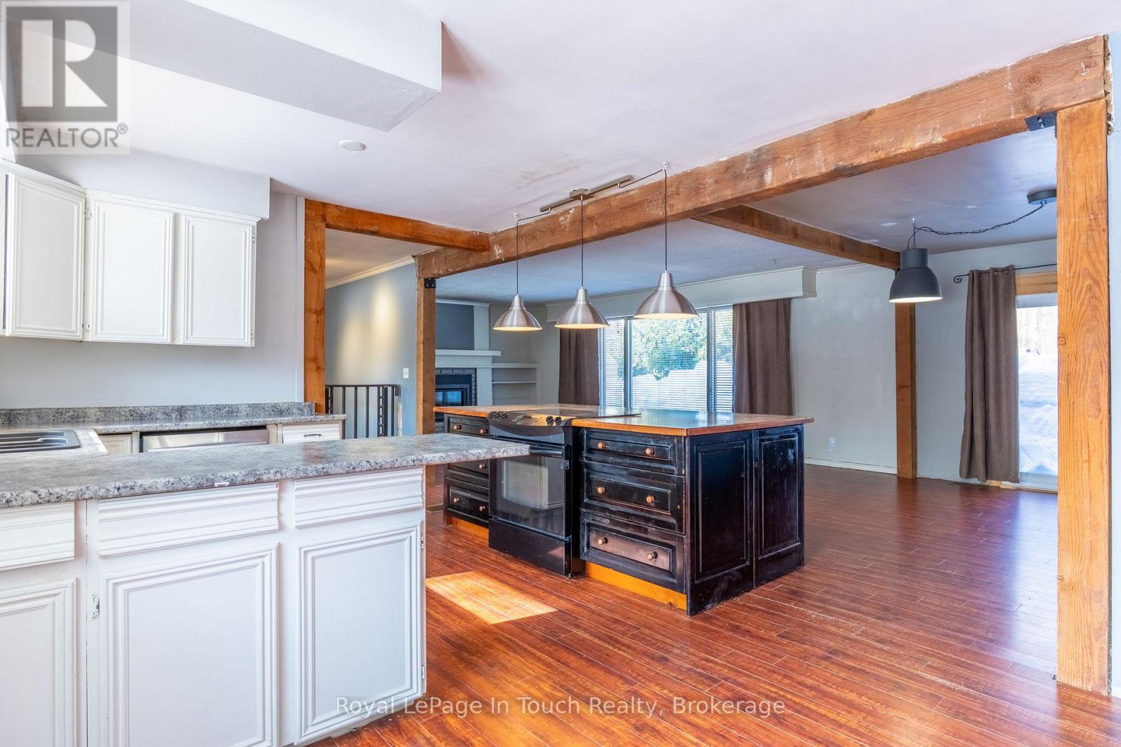 440 Concession Rd 16 Concession E, Tiny, Ontario  L9M 0P1 - Photo 13 - S12804226