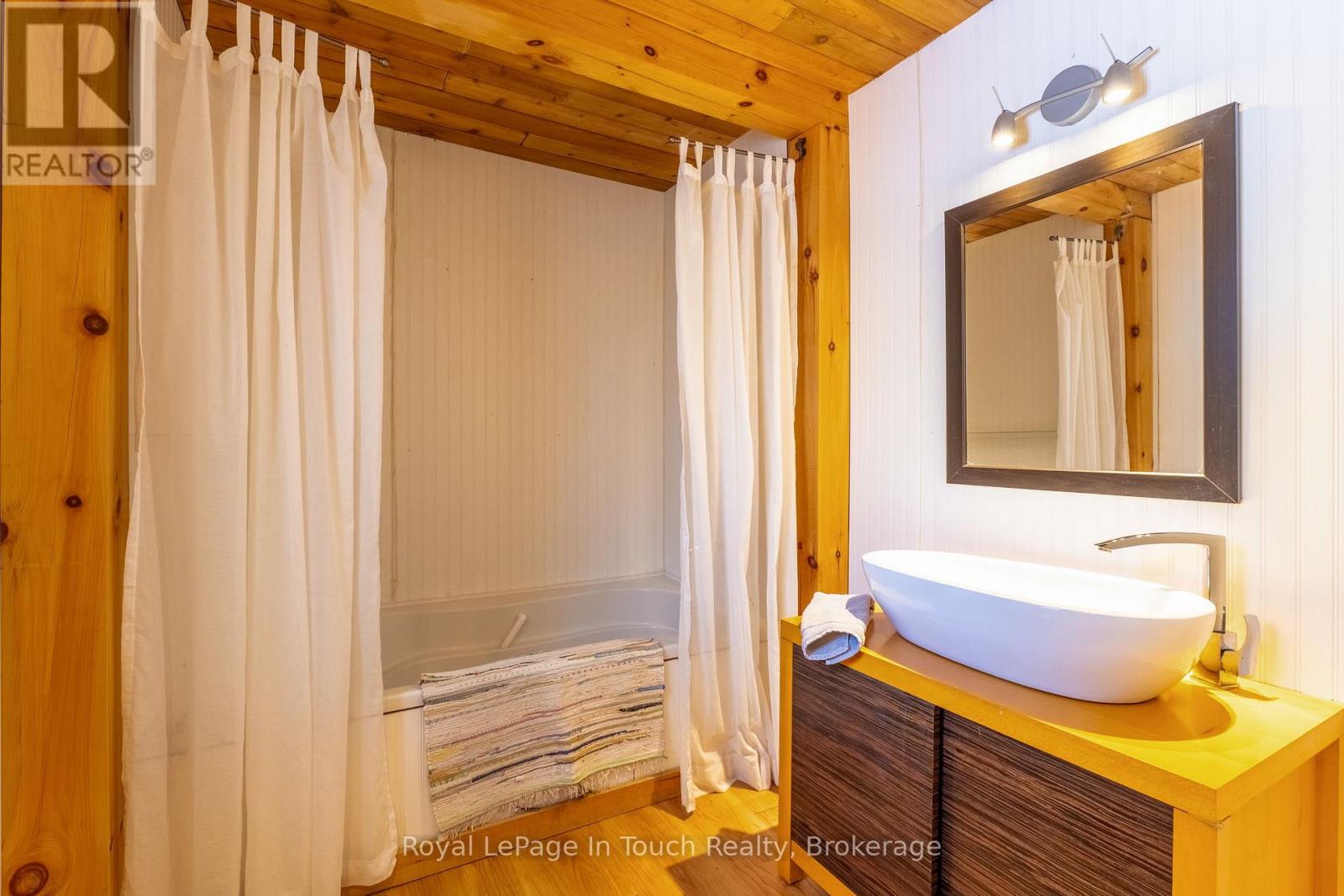 440 Concession Rd 16 Concession E, Tiny, Ontario  L9M 0P1 - Photo 26 - S12804226