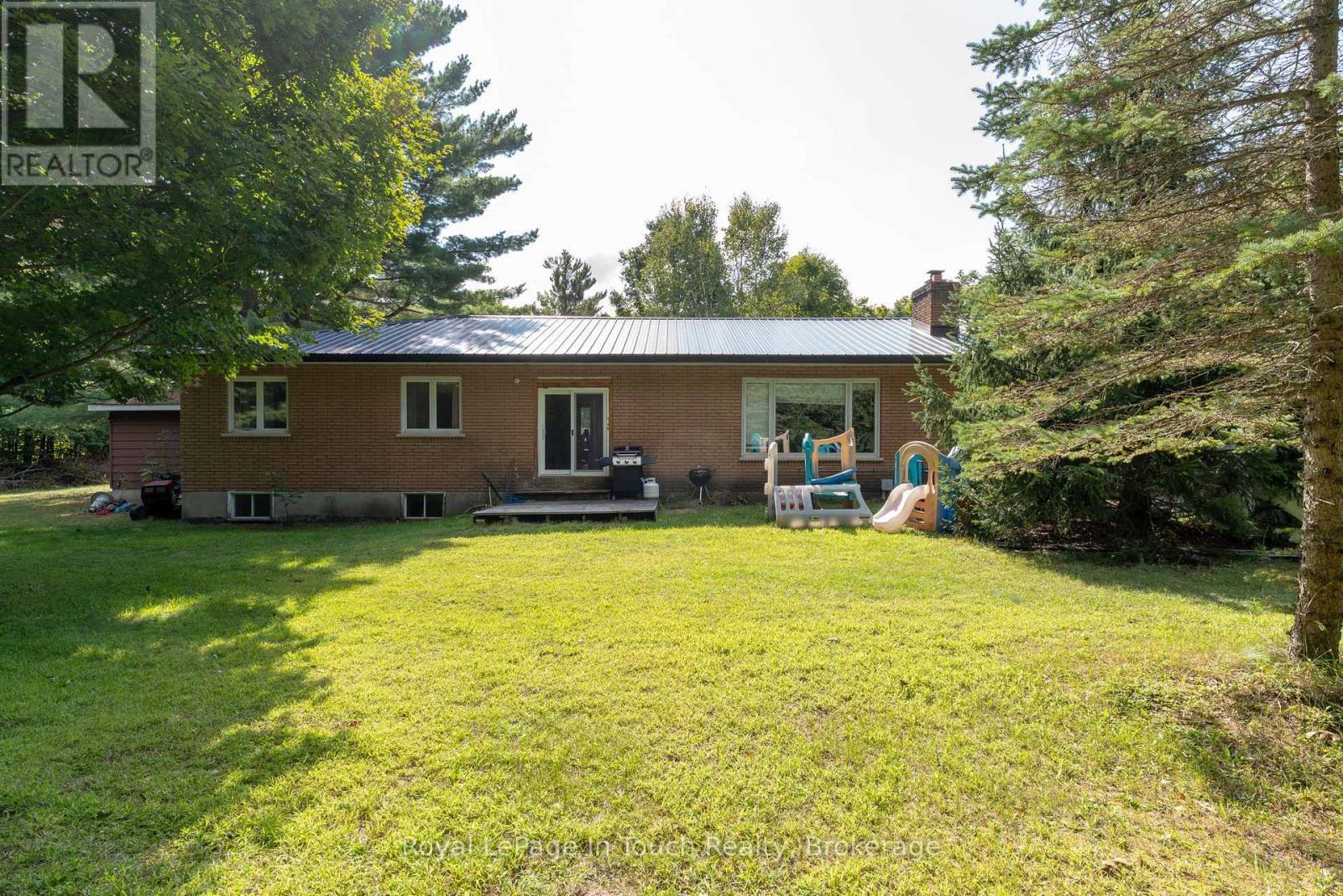 440 Concession Rd 16 Concession E, Tiny, Ontario  L9M 0P1 - Photo 5 - S12804226