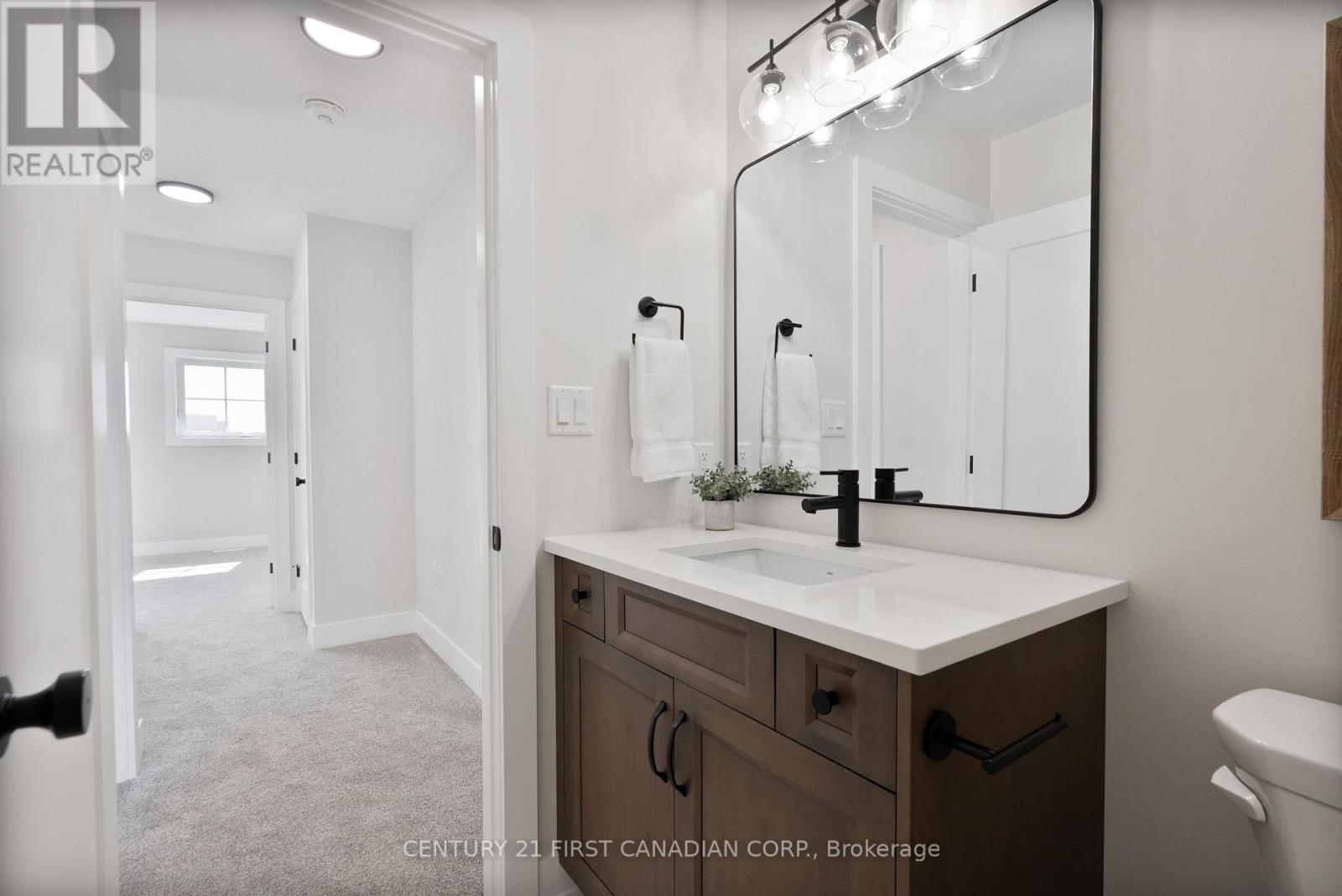 5 Doerr Court, North Middlesex, Ontario  N0M 1A0 - Photo 24 - X12713680