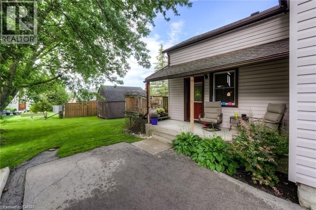 2207 William Shakespeare Street, Shakespeare, Ontario  N0B 2P0 - Photo 2 - 40799979