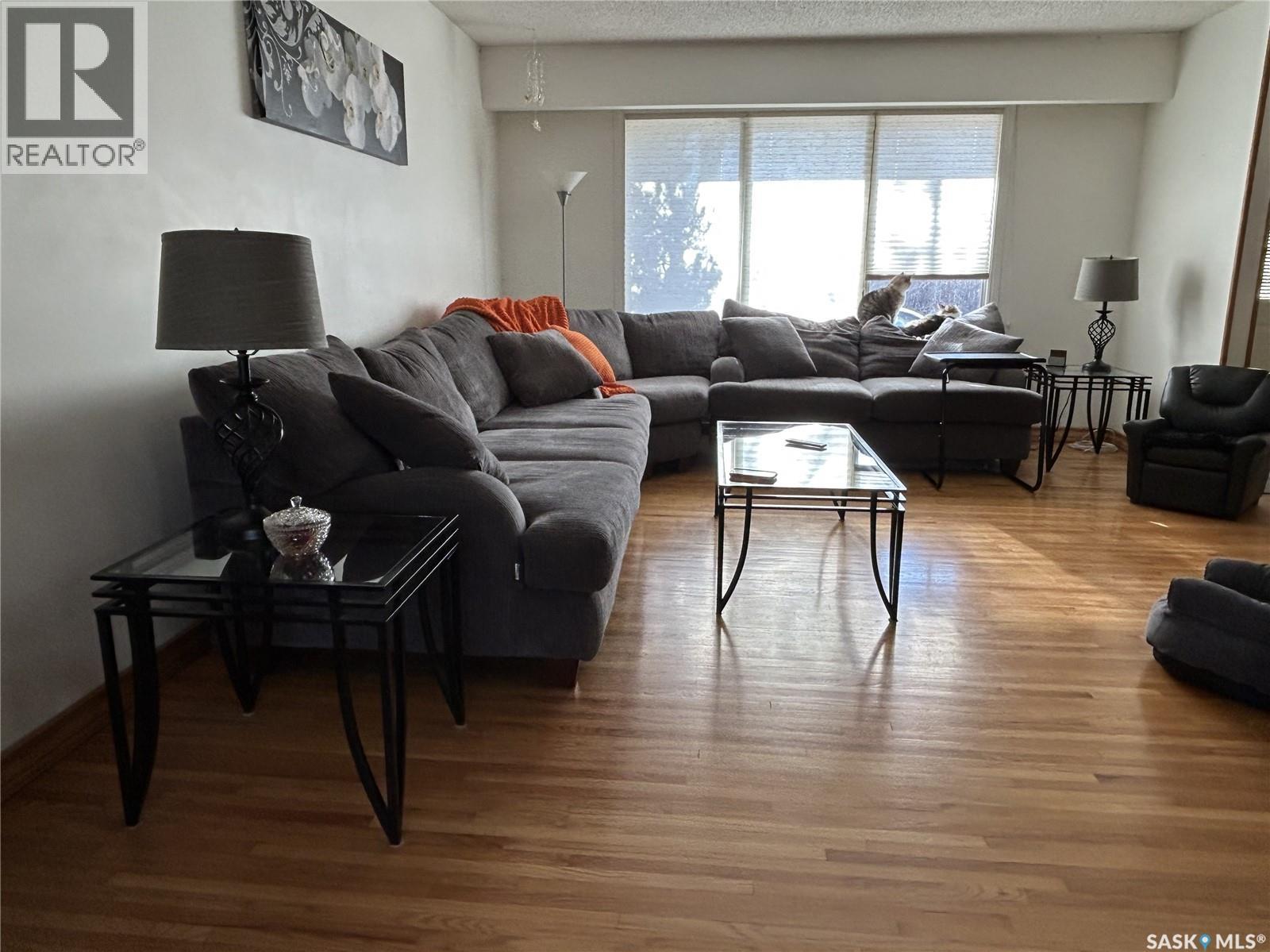 1626 Grundeen Crescent, Estevan, Saskatchewan  S4A 1V8 - Photo 7 - SK028674