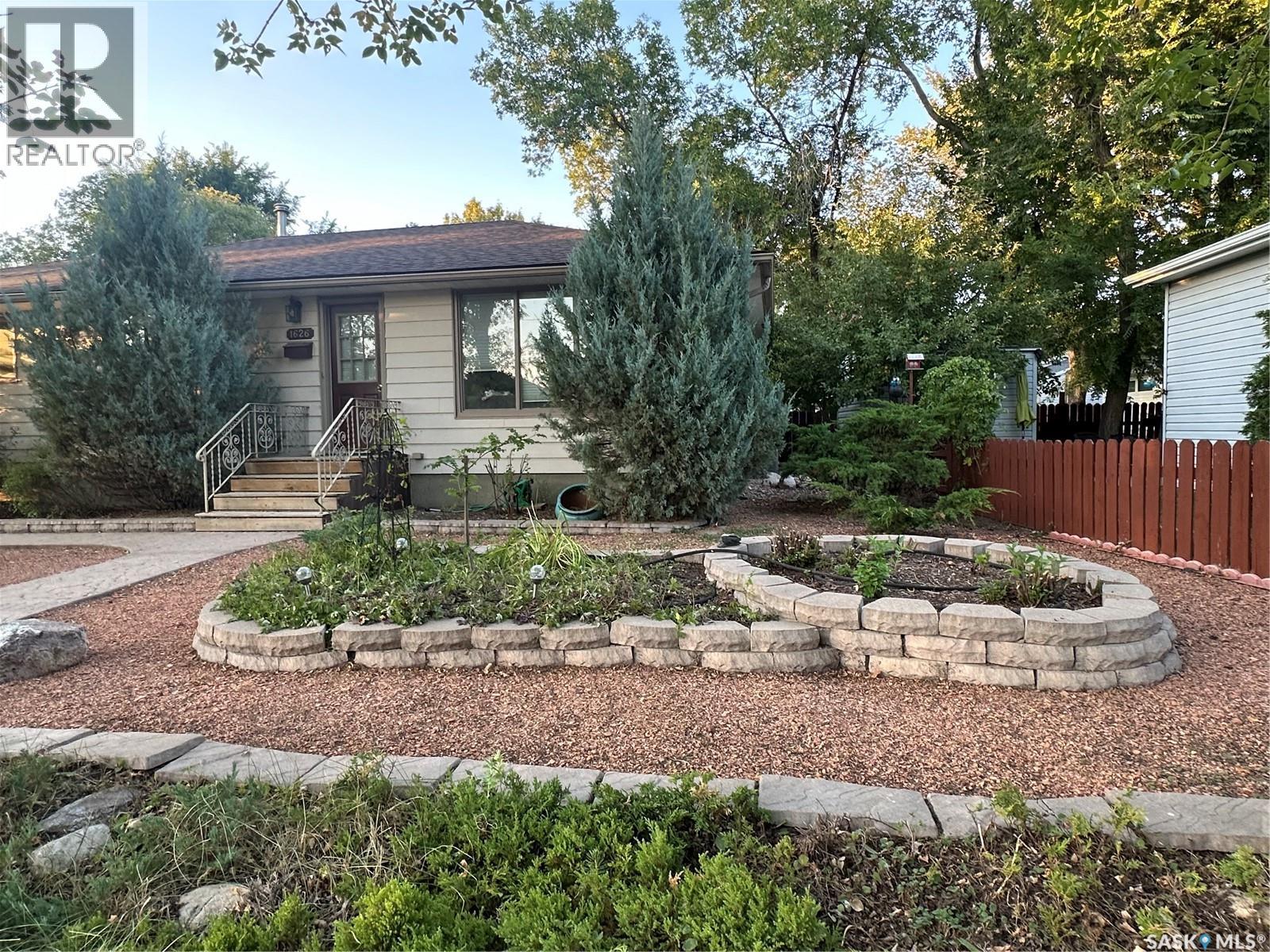 1626 Grundeen Crescent, Estevan, Saskatchewan  S4A 1V8 - Photo 29 - SK028674