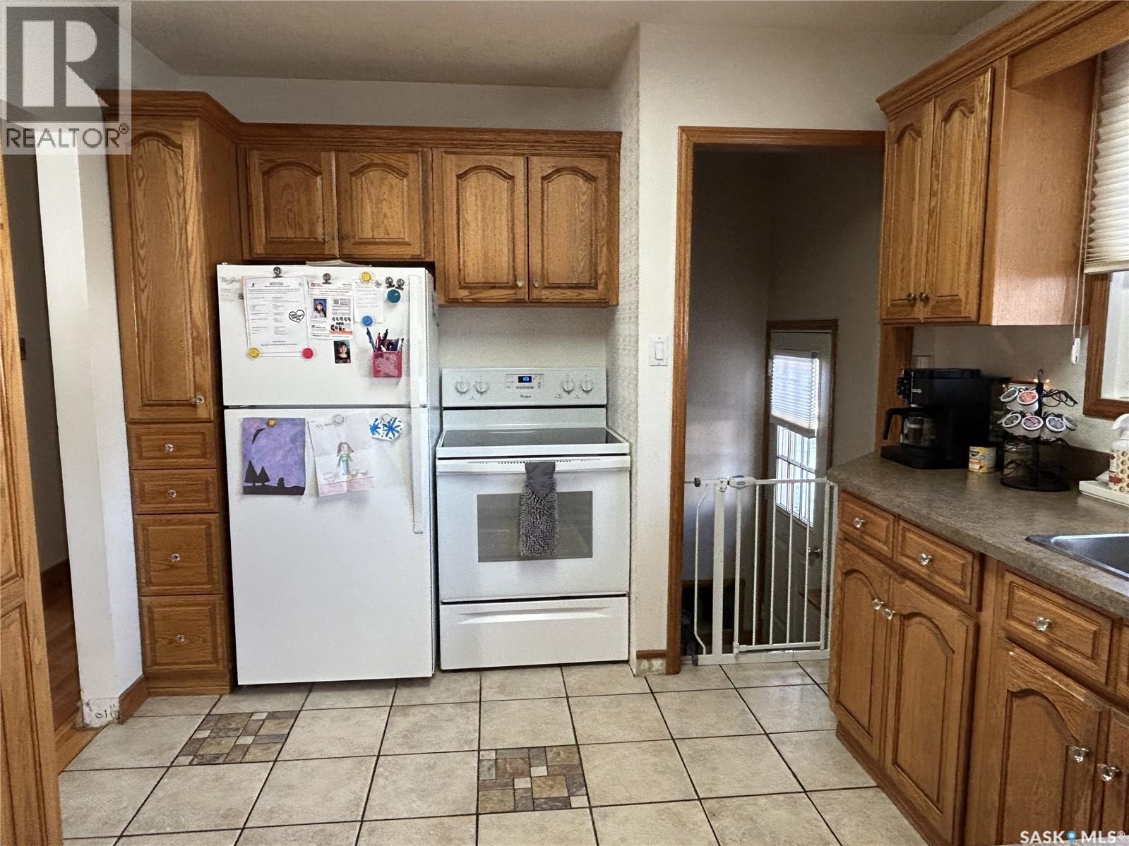 1626 Grundeen Crescent, Estevan, Saskatchewan  S4A 1V8 - Photo 11 - SK028674