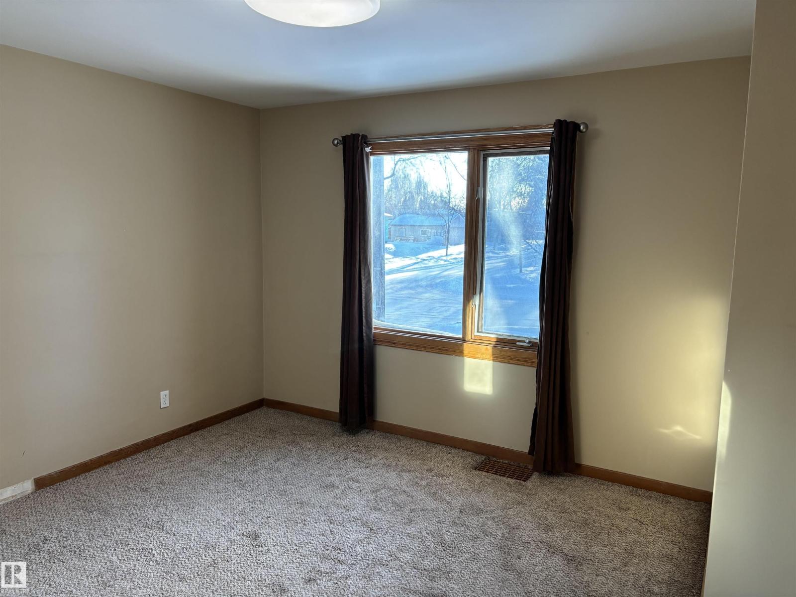 12303 131 St Nw Nw, Edmonton, Alberta  T5L 1N2 - Photo 14 - E4474130