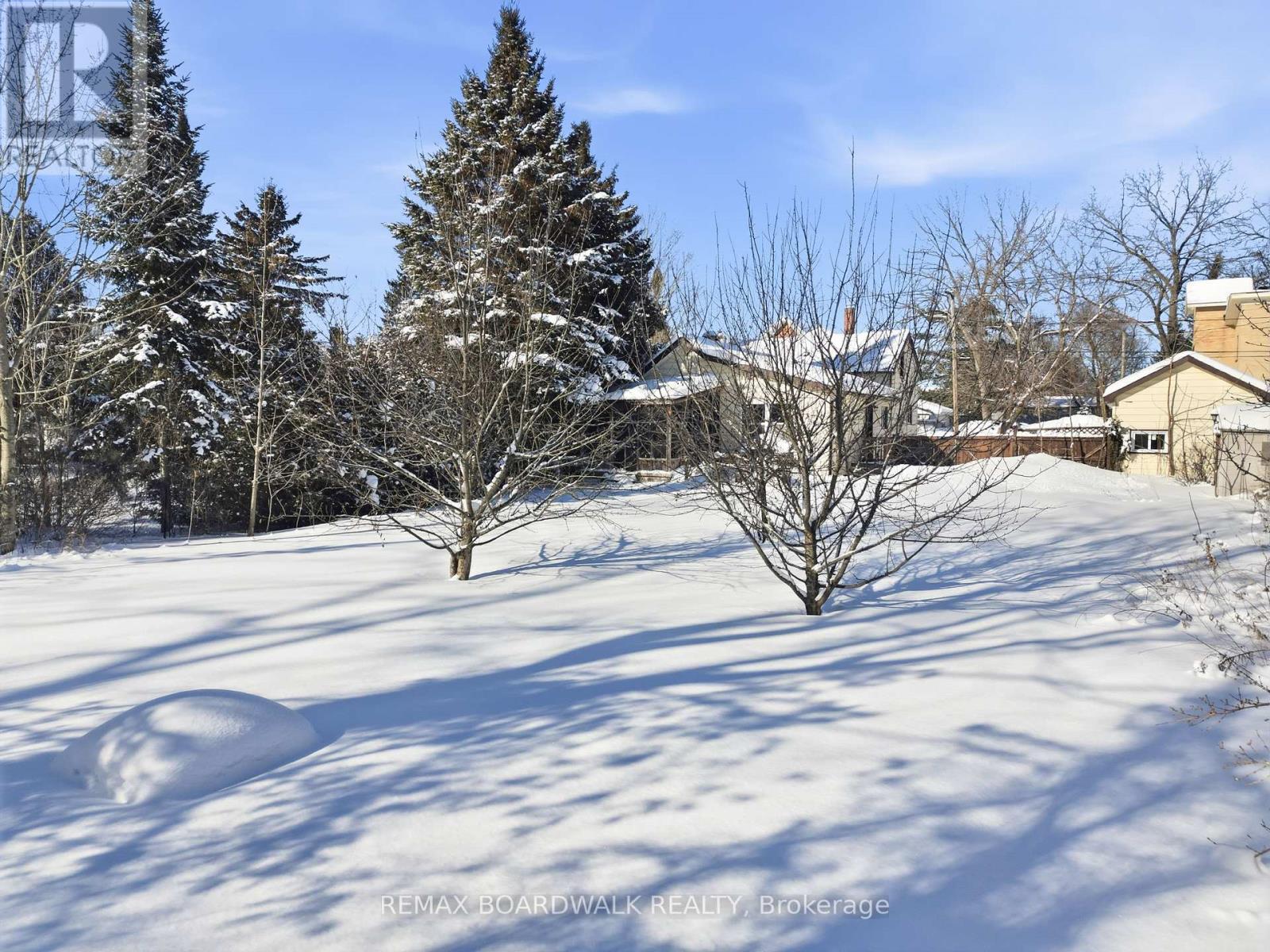 32 Cockburn Street, Perth, Ontario  K7H 2B2 - Photo 18 - X12804278