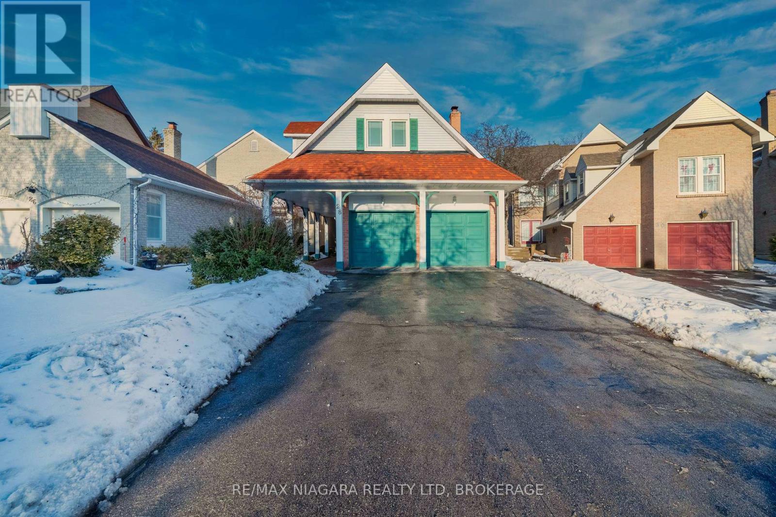 28 Rosemead Close, Markham, Ontario  L3R 3Z3 - Photo 2 - N12804276
