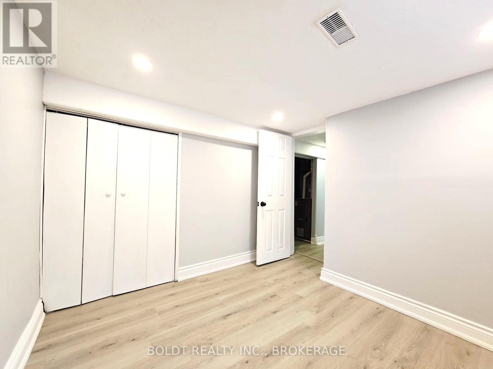 5060 Ontario Avenue, Niagara Falls, Ontario  L2E 3R9 - Photo 18 - X12804264