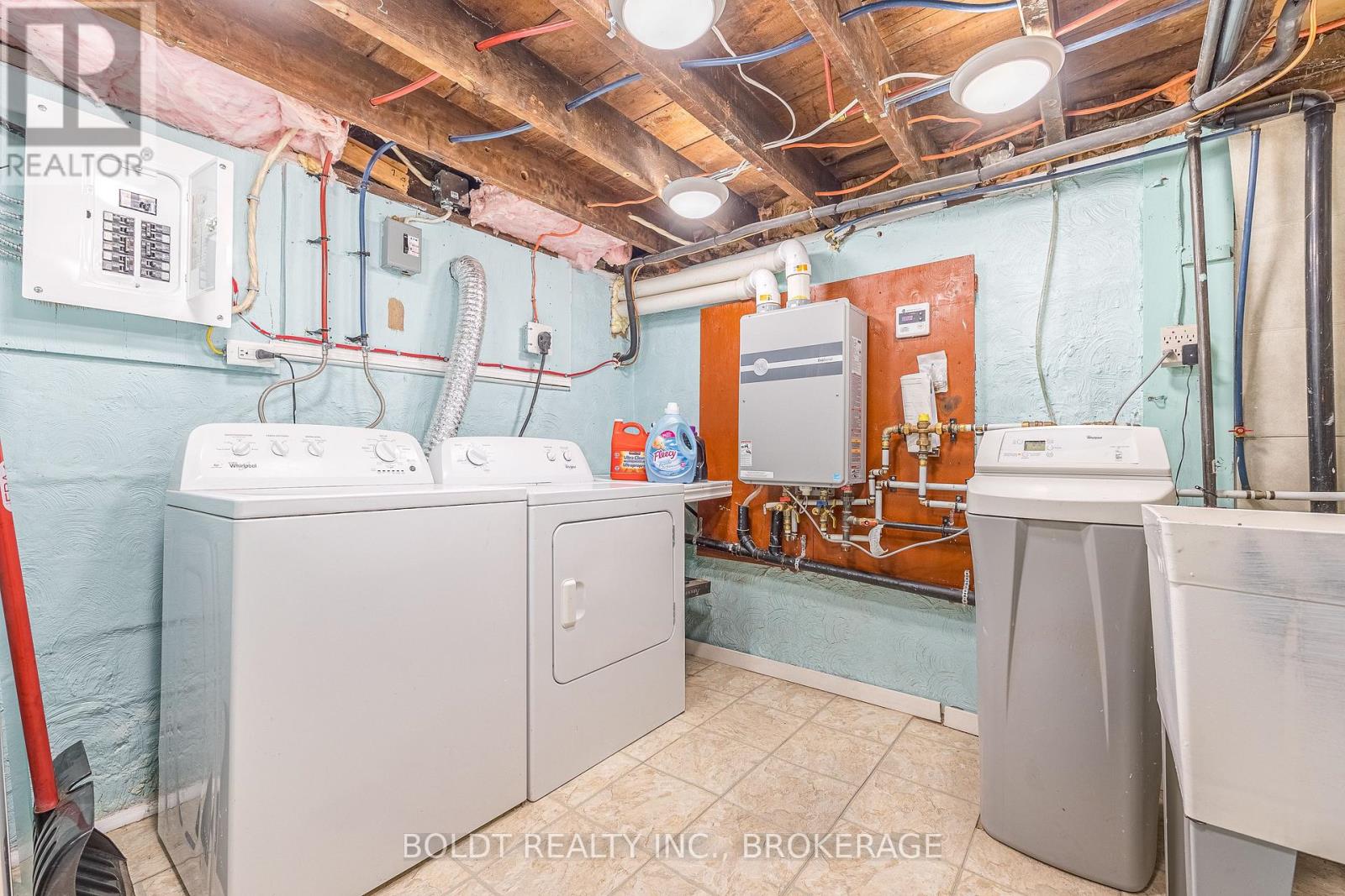 5060 Ontario Avenue, Niagara Falls, Ontario  L2E 3R9 - Photo 21 - X12804264