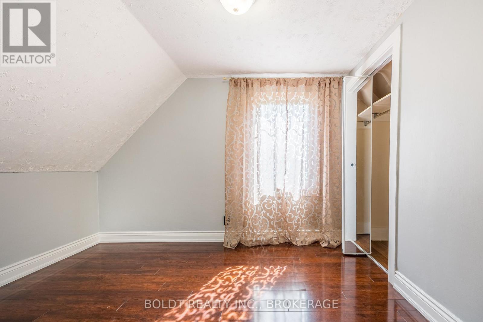 5060 Ontario Avenue, Niagara Falls, Ontario  L2E 3R9 - Photo 35 - X12804264