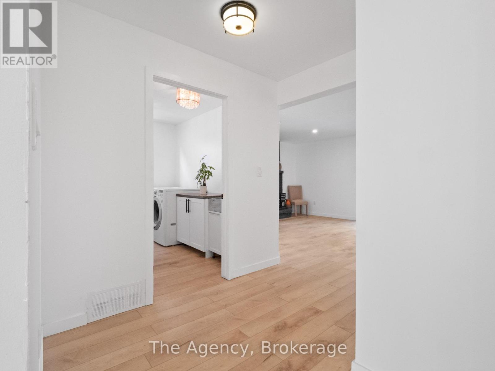 24 Keefer Road, Thorold, Ontario  L2V 4Y4 - Photo 19 - X12804280