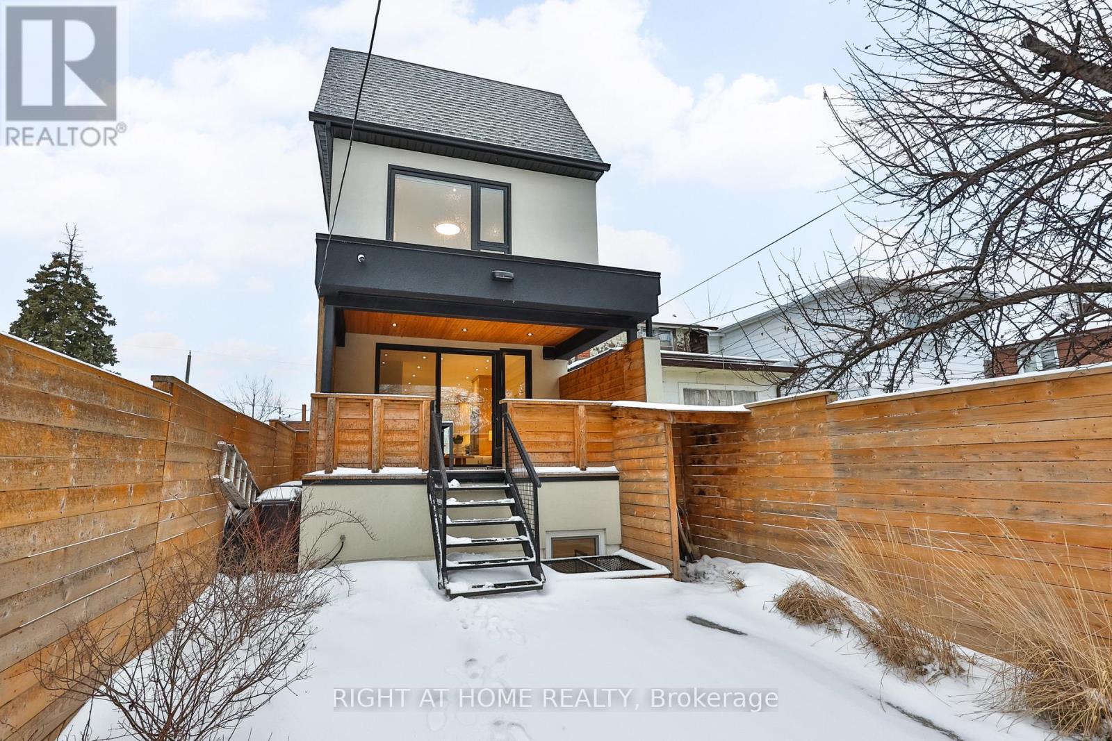 193 Winnett Avenue, Toronto, Ontario  M6C 3L8 - Photo 47 - C12802110