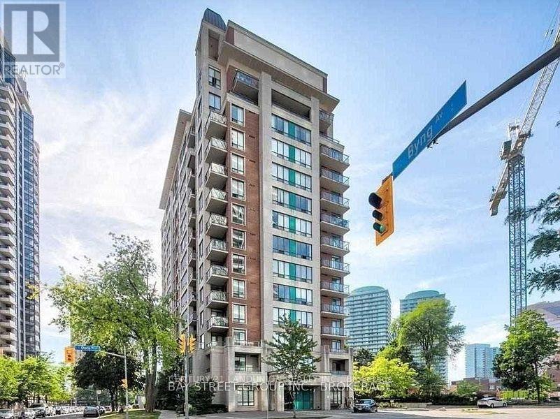 605 - 28 BYNG AVENUE, Toronto, Ontario