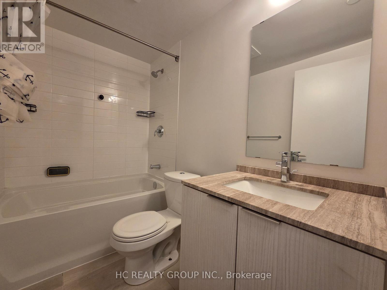 5705 - 11 Wellesley Street W, Toronto, Ontario  M4Y 1E8 - Photo 5 - C12804250