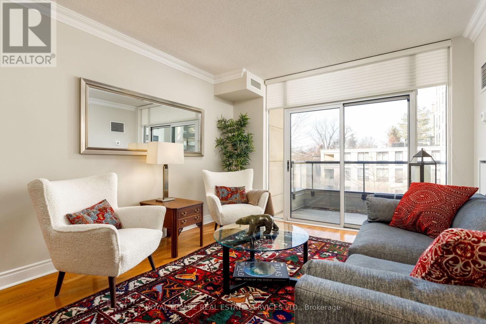 308 - 10 Delisle Avenue, Toronto, Ontario  M4V 3C6 - Photo 3 - C12804260