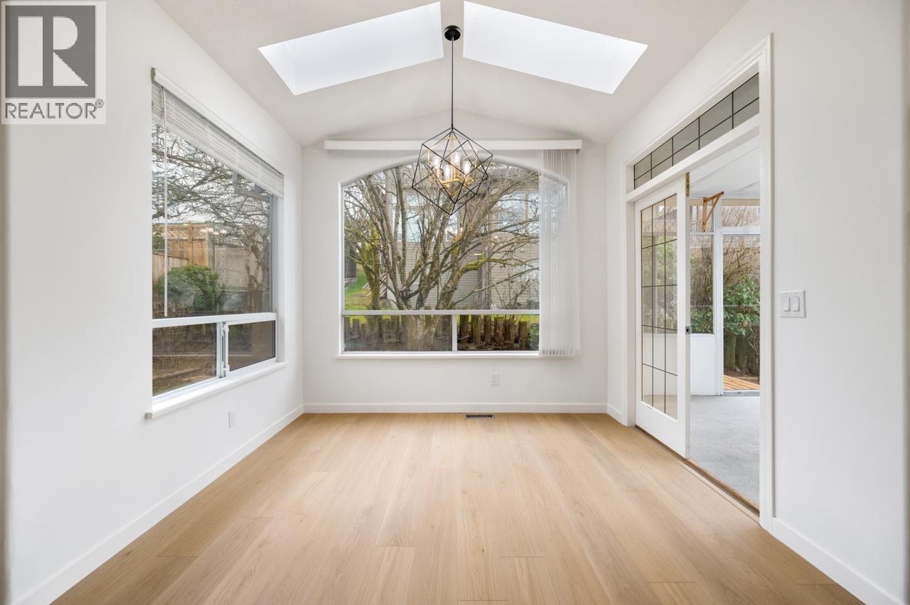 2905 Woodstone Court, Coquitlam, British Columbia  V3E 2S1 - Photo 13 - R3091793