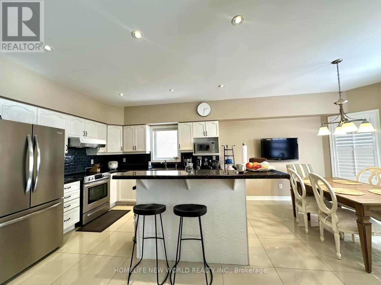 157 Farmstead Road, Richmond Hill, Ontario  L4S 1X2 - Photo 13 - N12804244