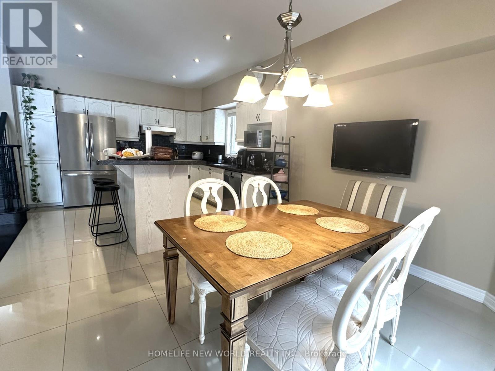 157 Farmstead Road, Richmond Hill, Ontario  L4S 1X2 - Photo 14 - N12804244