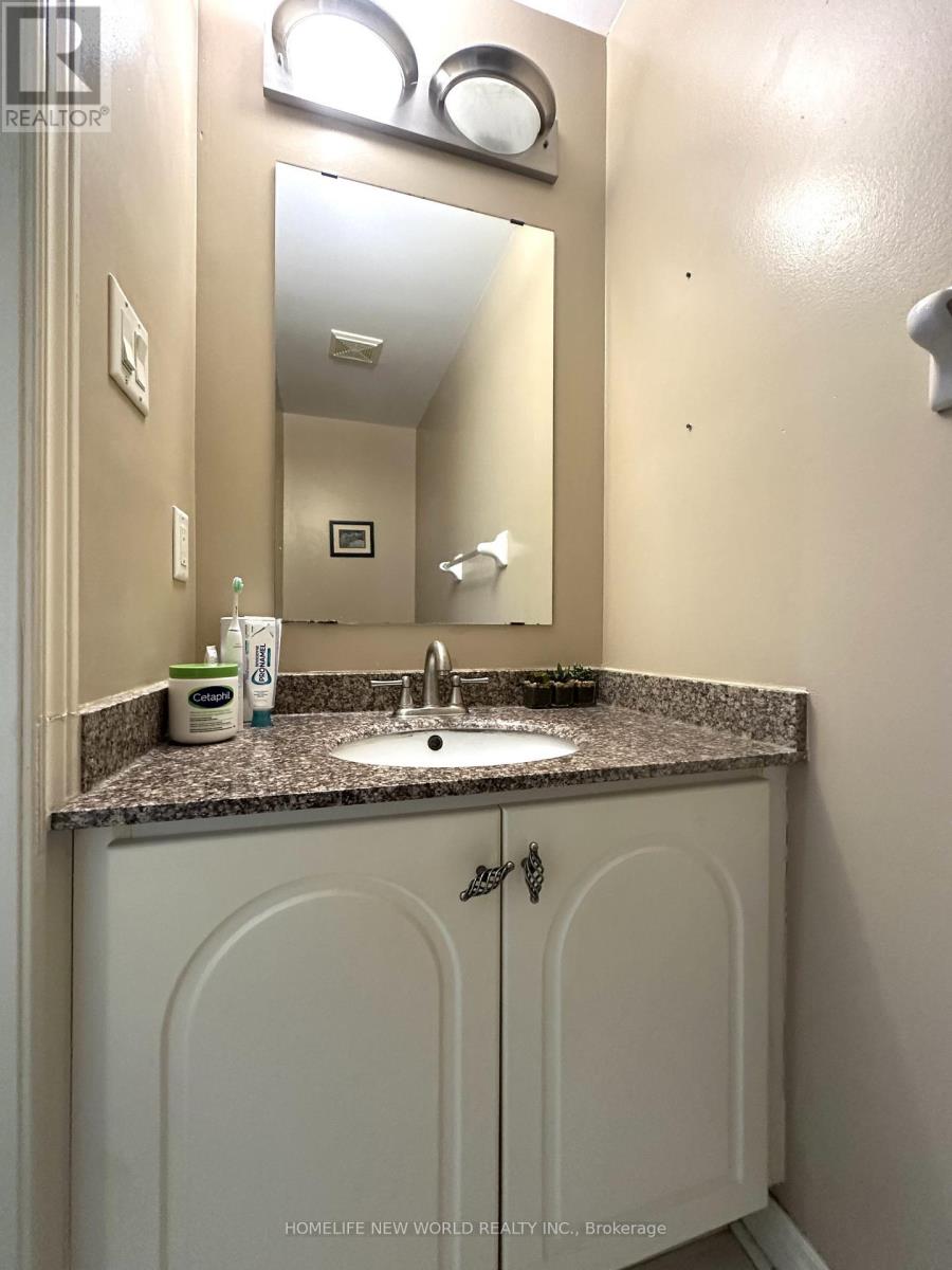 157 Farmstead Road, Richmond Hill, Ontario  L4S 1X2 - Photo 17 - N12804244