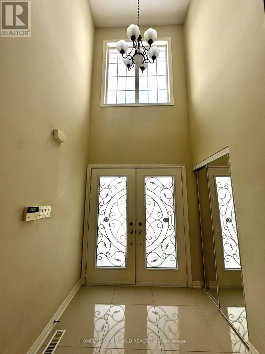 157 Farmstead Road, Richmond Hill, Ontario  L4S 1X2 - Photo 2 - N12804244