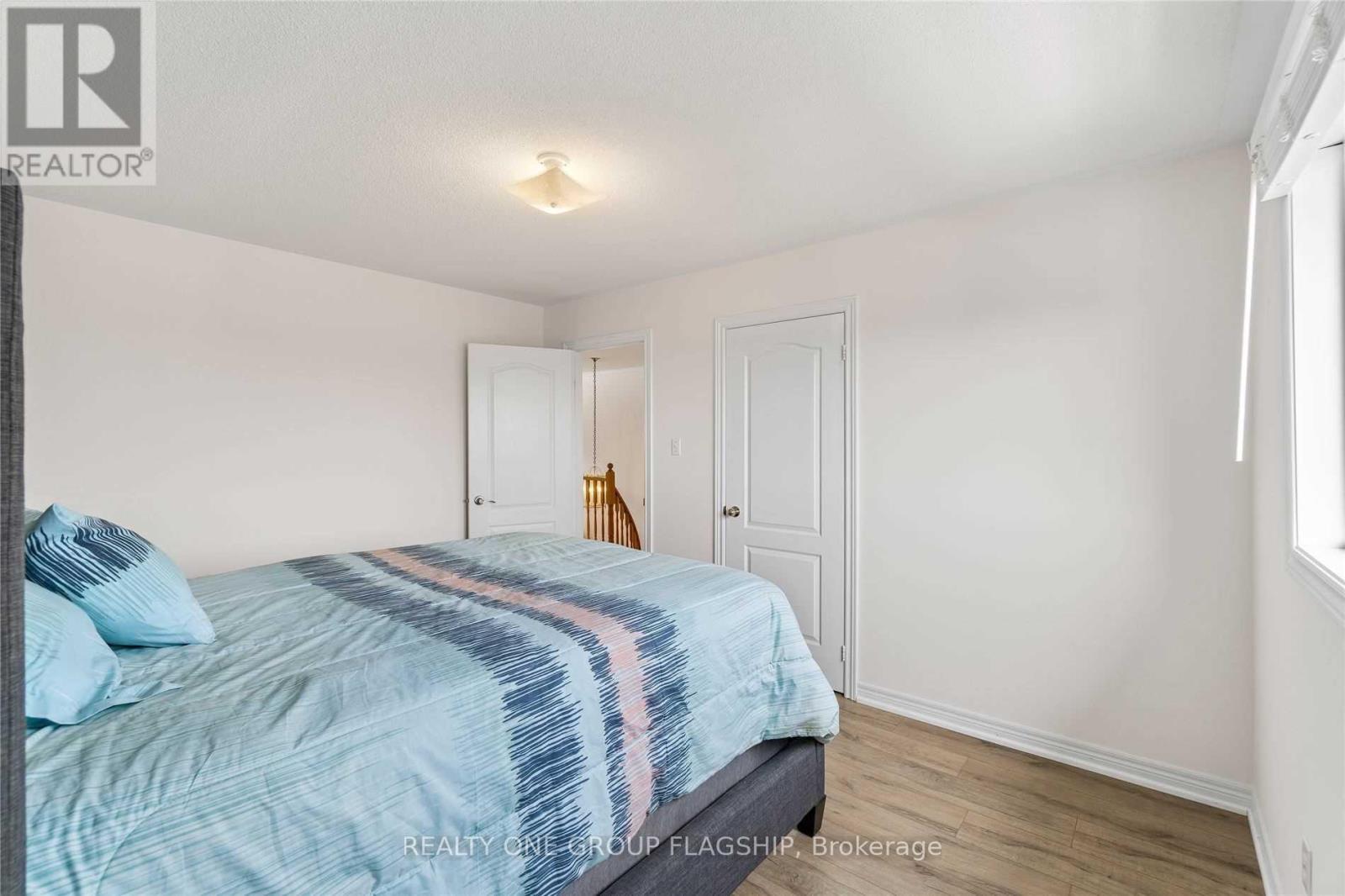 355 Carruthers Avenue, Newmarket, Ontario  L3X 2B7 - Photo 23 - N12804296