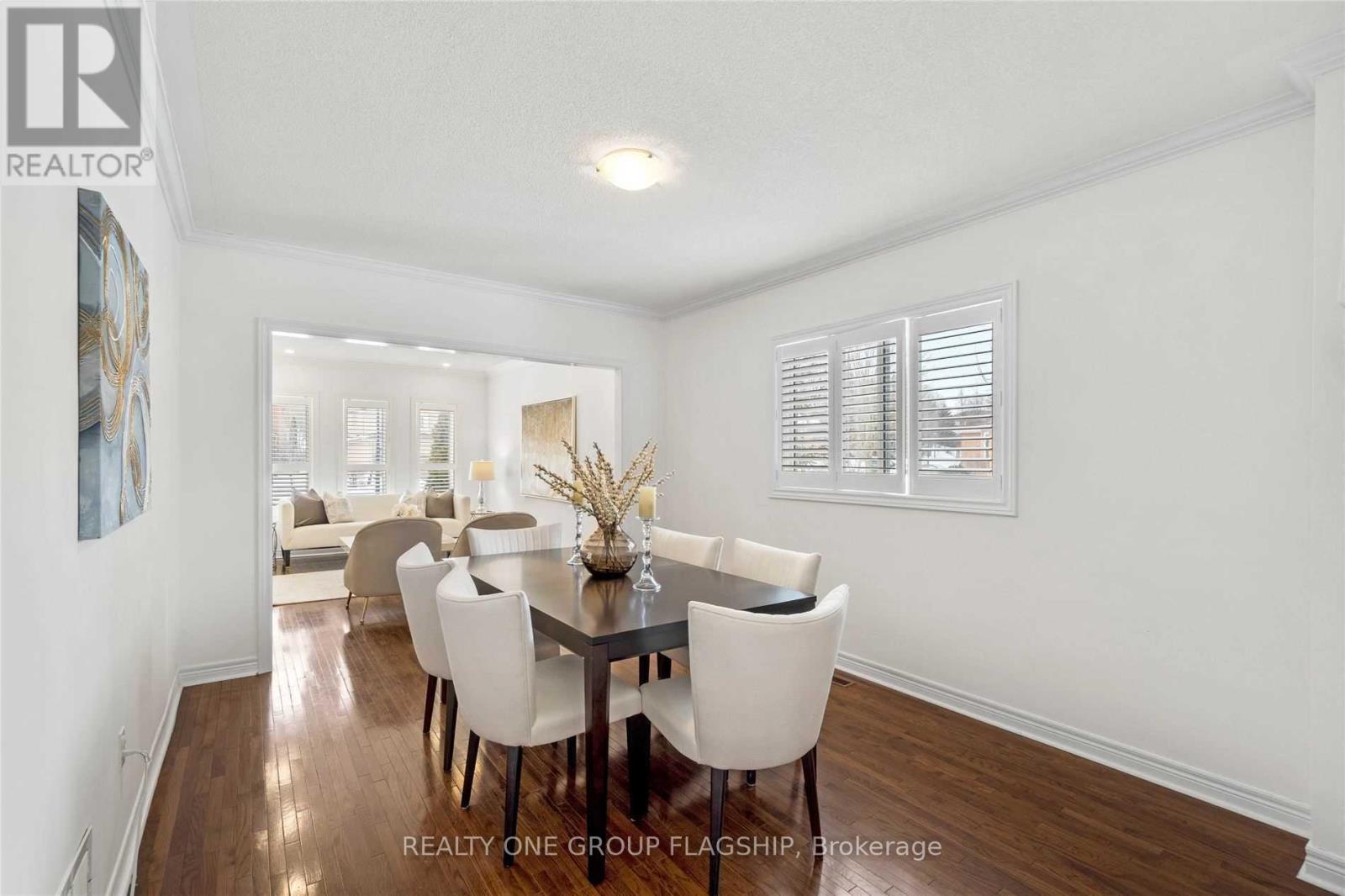 355 Carruthers Avenue, Newmarket, Ontario  L3X 2B7 - Photo 6 - N12804296