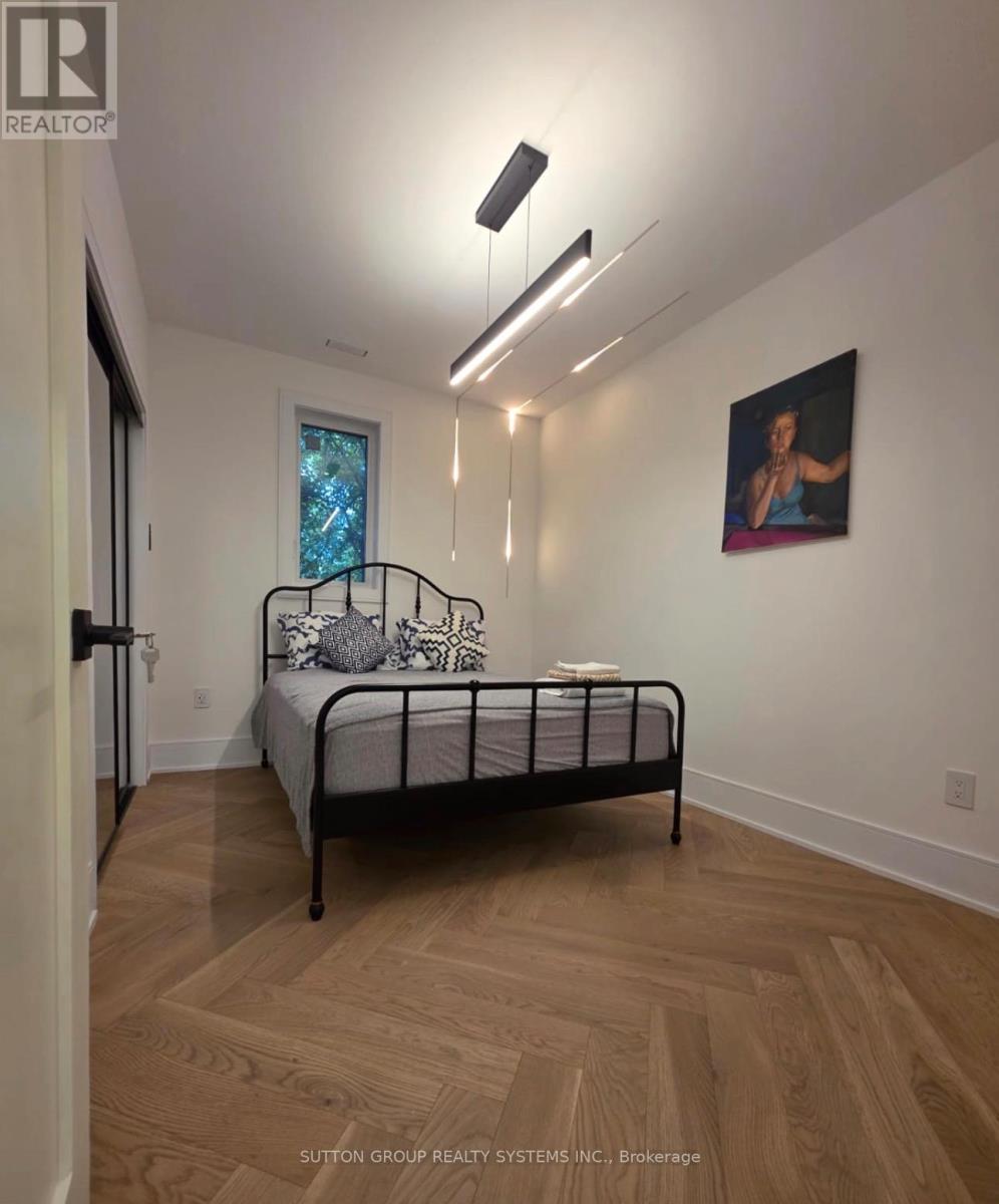 2280 Wiseman Court, Mississauga, Ontario  L5J 1P2 - Photo 25 - W12804222