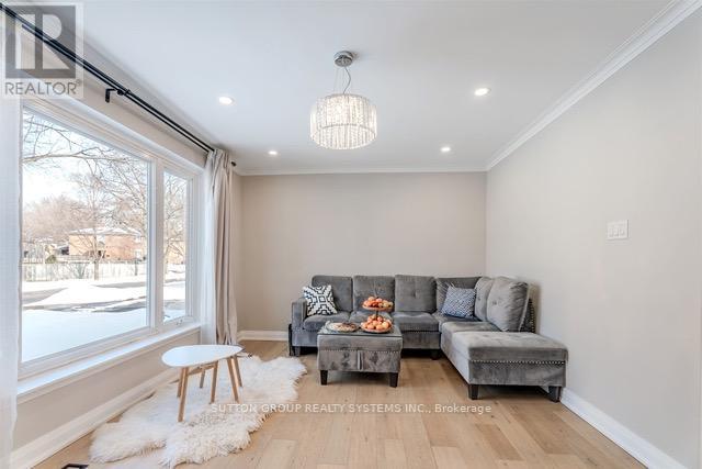 2280 Wiseman Court, Mississauga, Ontario  L5J 1P2 - Photo 6 - W12804222