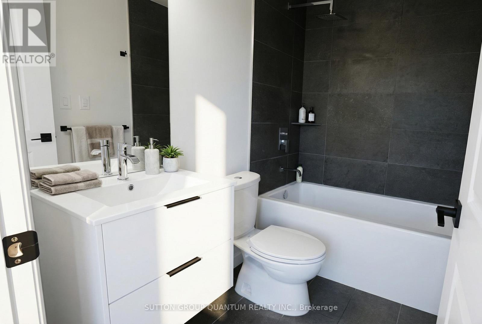 801 - 7 Erie Avenue, Brantford, Ontario  N3S 0K5 - Photo 11 - X12804228