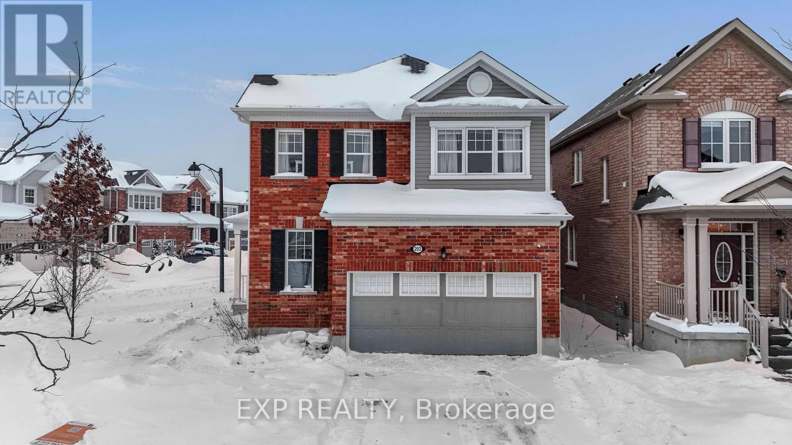 203 Grovehill Crescent, Kitchener, Ontario  N2R 0K9 - Photo 3 - X12804230