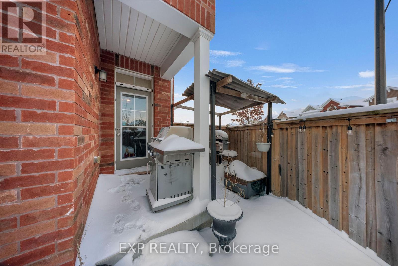203 Grovehill Crescent, Kitchener, Ontario  N2R 0K9 - Photo 38 - X12804230