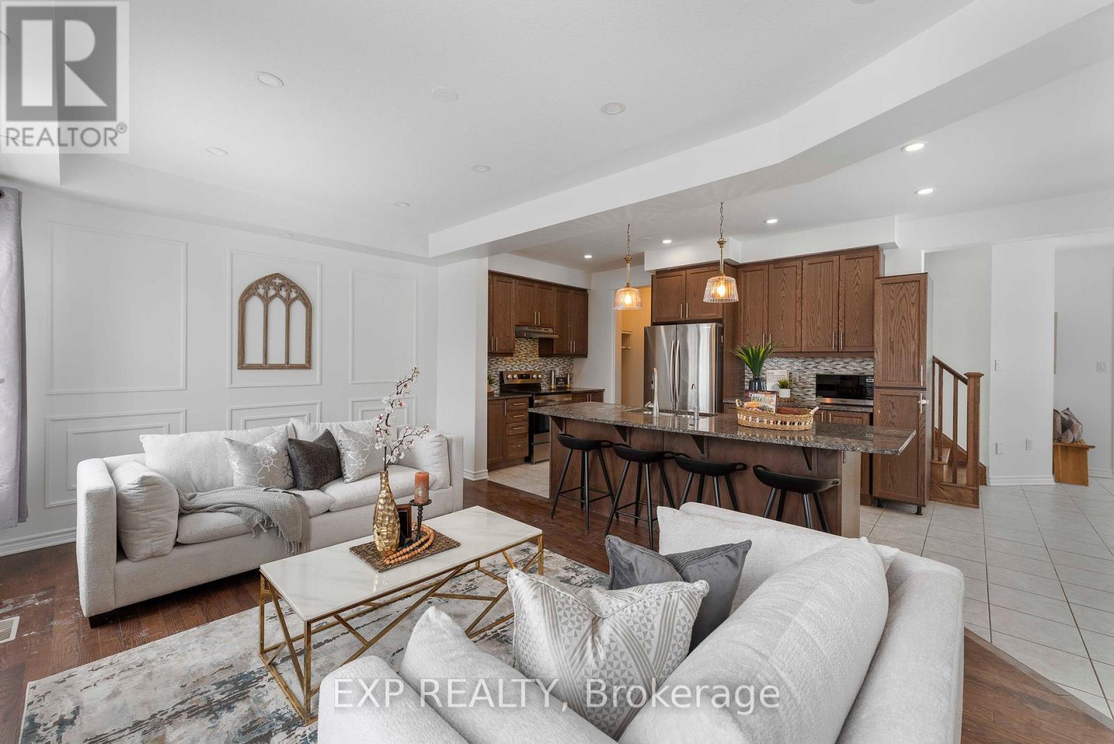 203 Grovehill Crescent, Kitchener, Ontario  N2R 0K9 - Photo 7 - X12804230