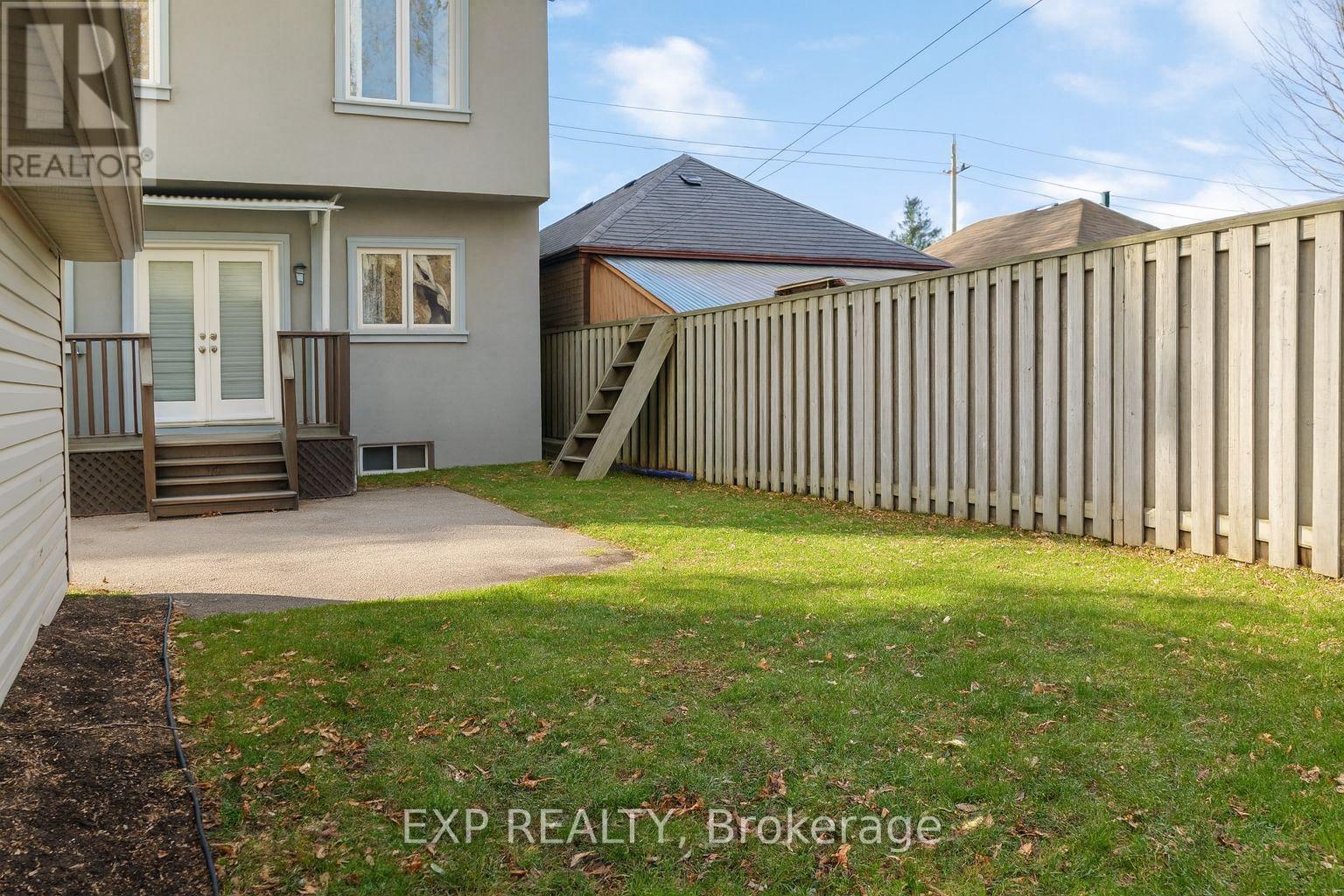 Main - 1291 Pape Avenue, Toronto, Ontario  M4K 3W9 - Photo 18 - E12802372