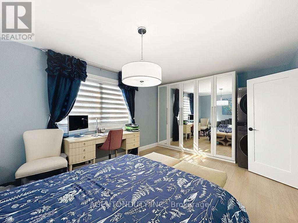 475 Karen Park Crescent, Mississauga, Ontario  L5A 3E1 - Photo 27 - W12804040