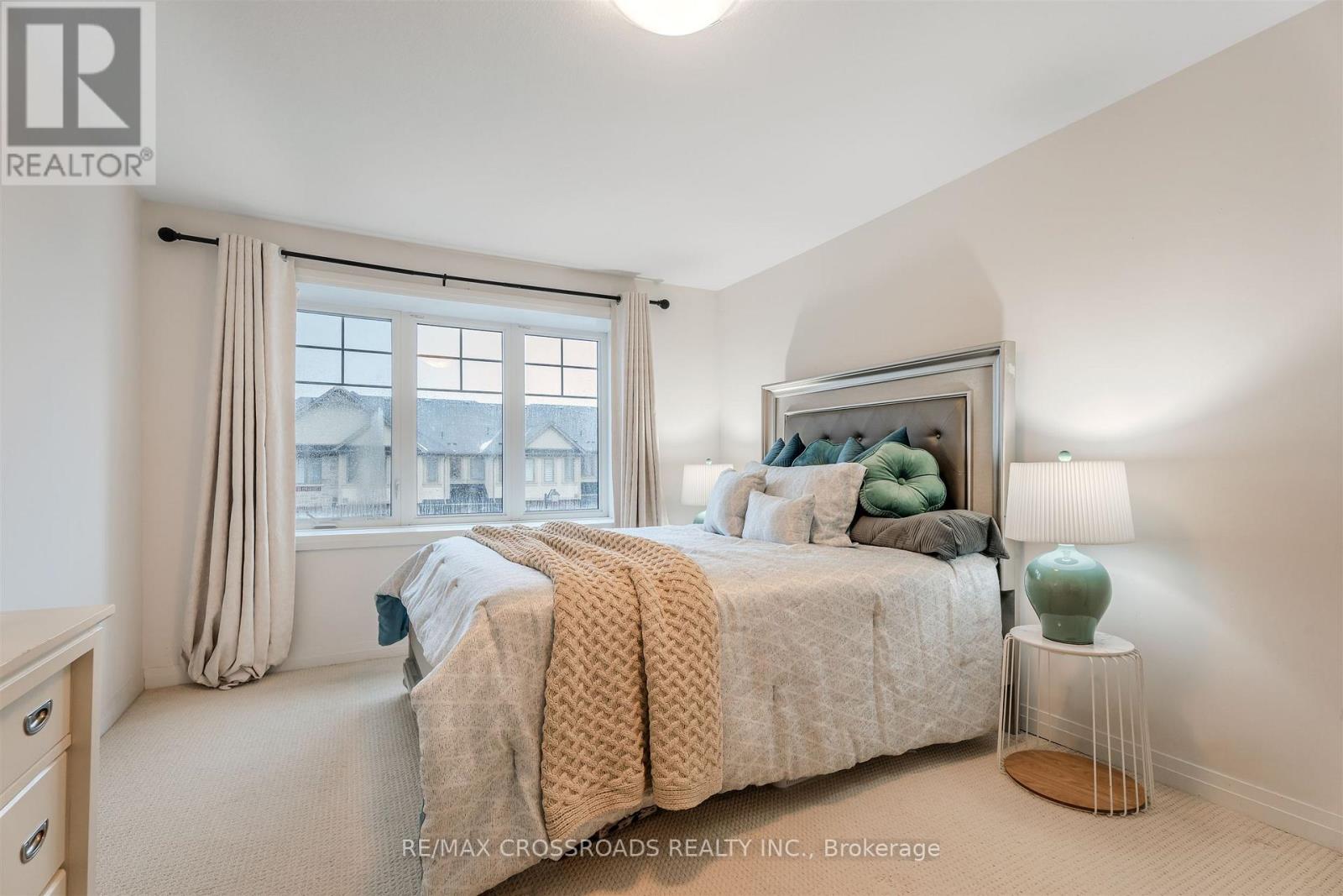 4 Near Lane, Hamilton, Ontario  L9G 0H2 - Photo 9 - X12804020