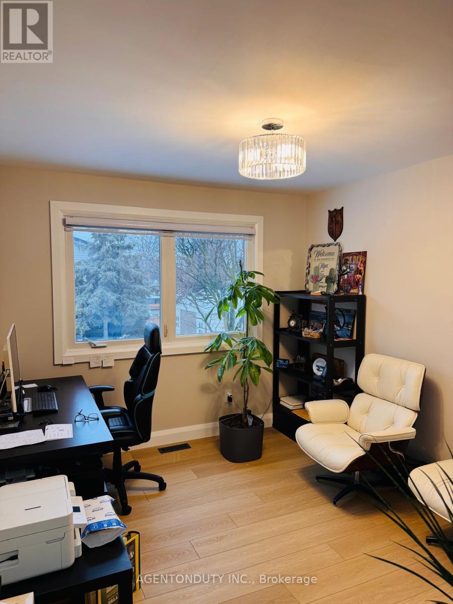 475 Karen Park Crescent, Mississauga, Ontario  L5A 3E1 - Photo 43 - W12804040