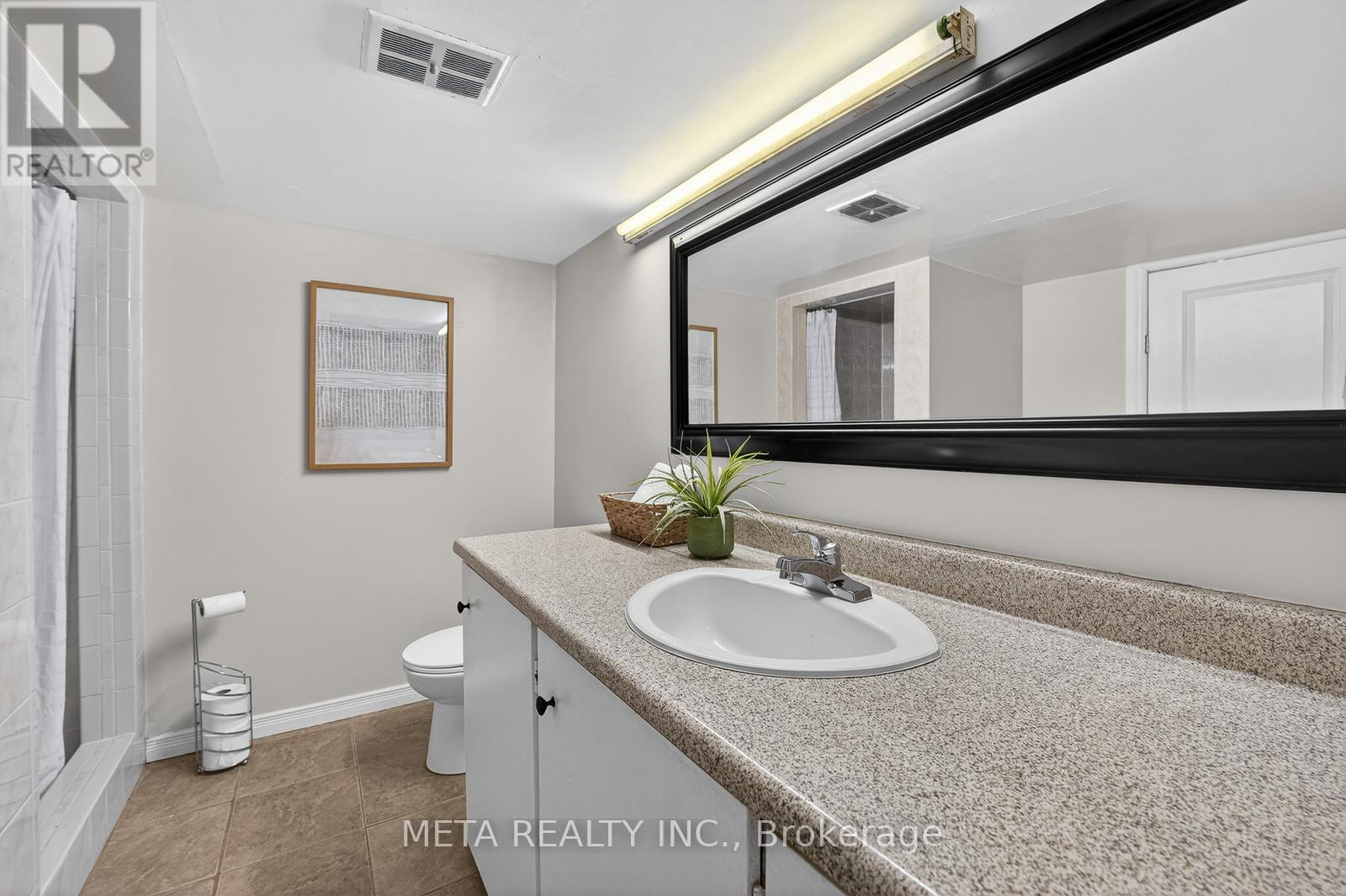 723 West 5th Street, Hamilton, Ontario  L9C 3R3 - Photo 22 - X12804212