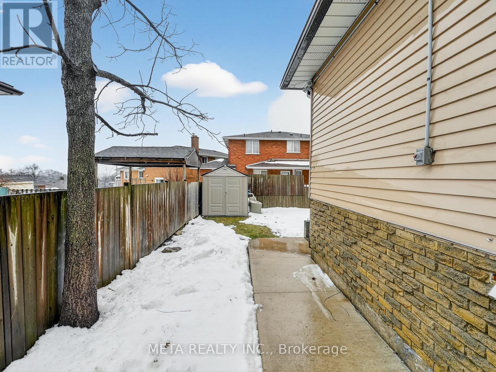 723 West 5th Street, Hamilton, Ontario  L9C 3R3 - Photo 30 - X12804212