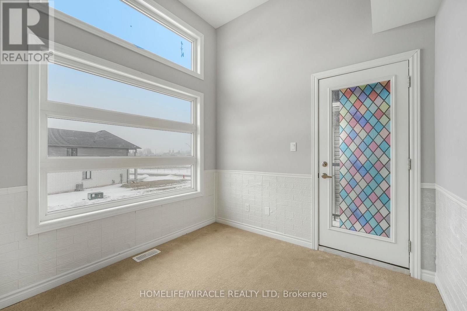 35 Caroline Street, Welland, Ontario  L3B 0J8 - Photo 30 - X12804148