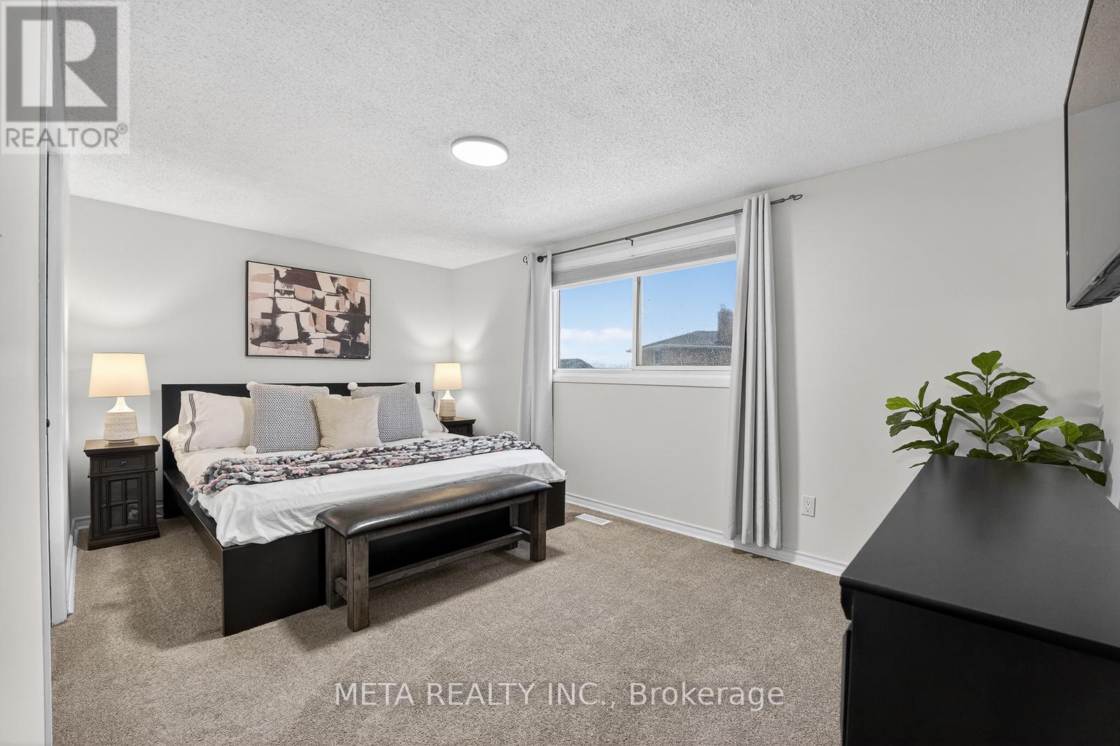 723 West 5th Street, Hamilton, Ontario  L9C 3R3 - Photo 12 - X12804212