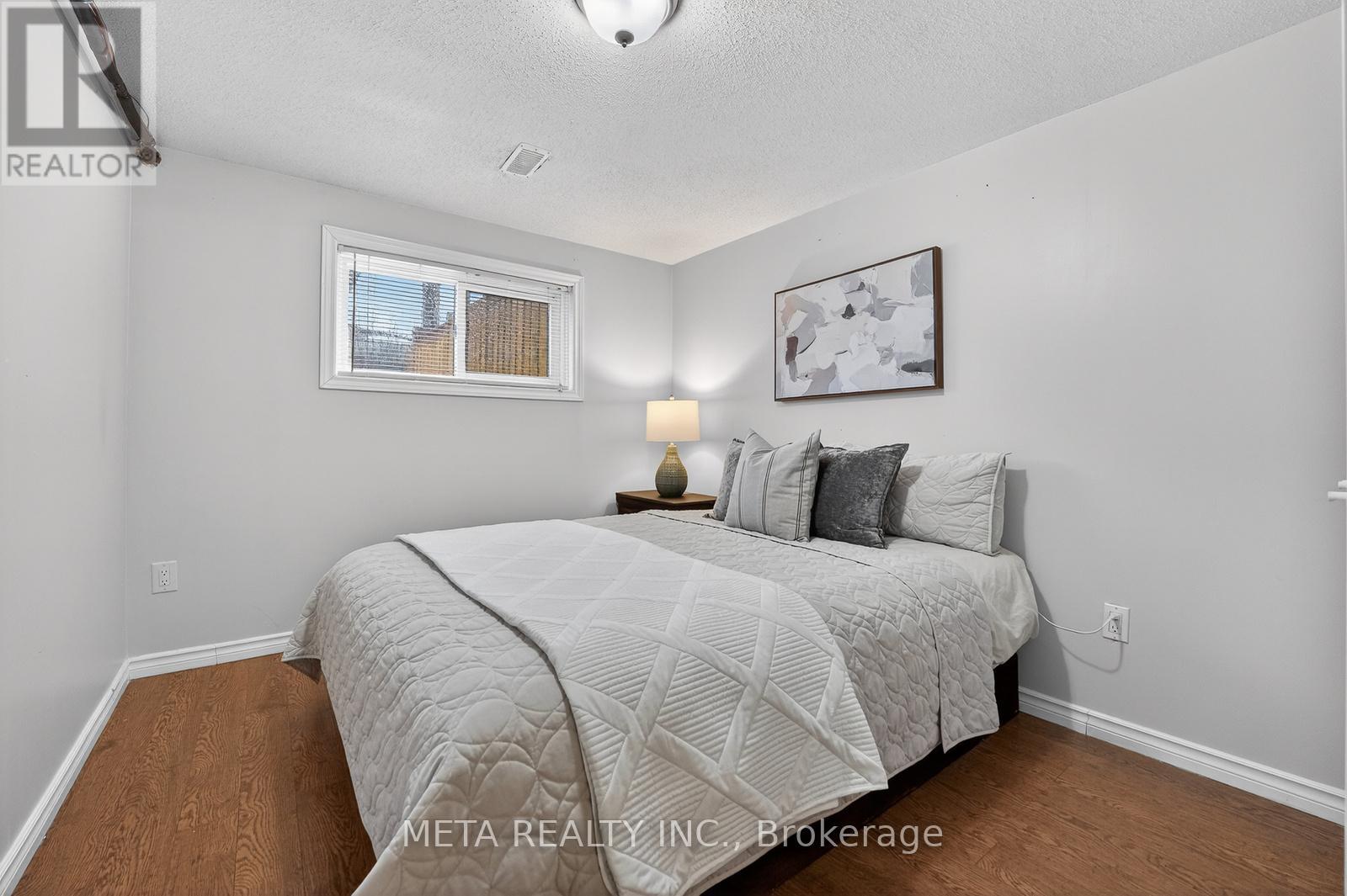 723 West 5th Street, Hamilton, Ontario  L9C 3R3 - Photo 21 - X12804212