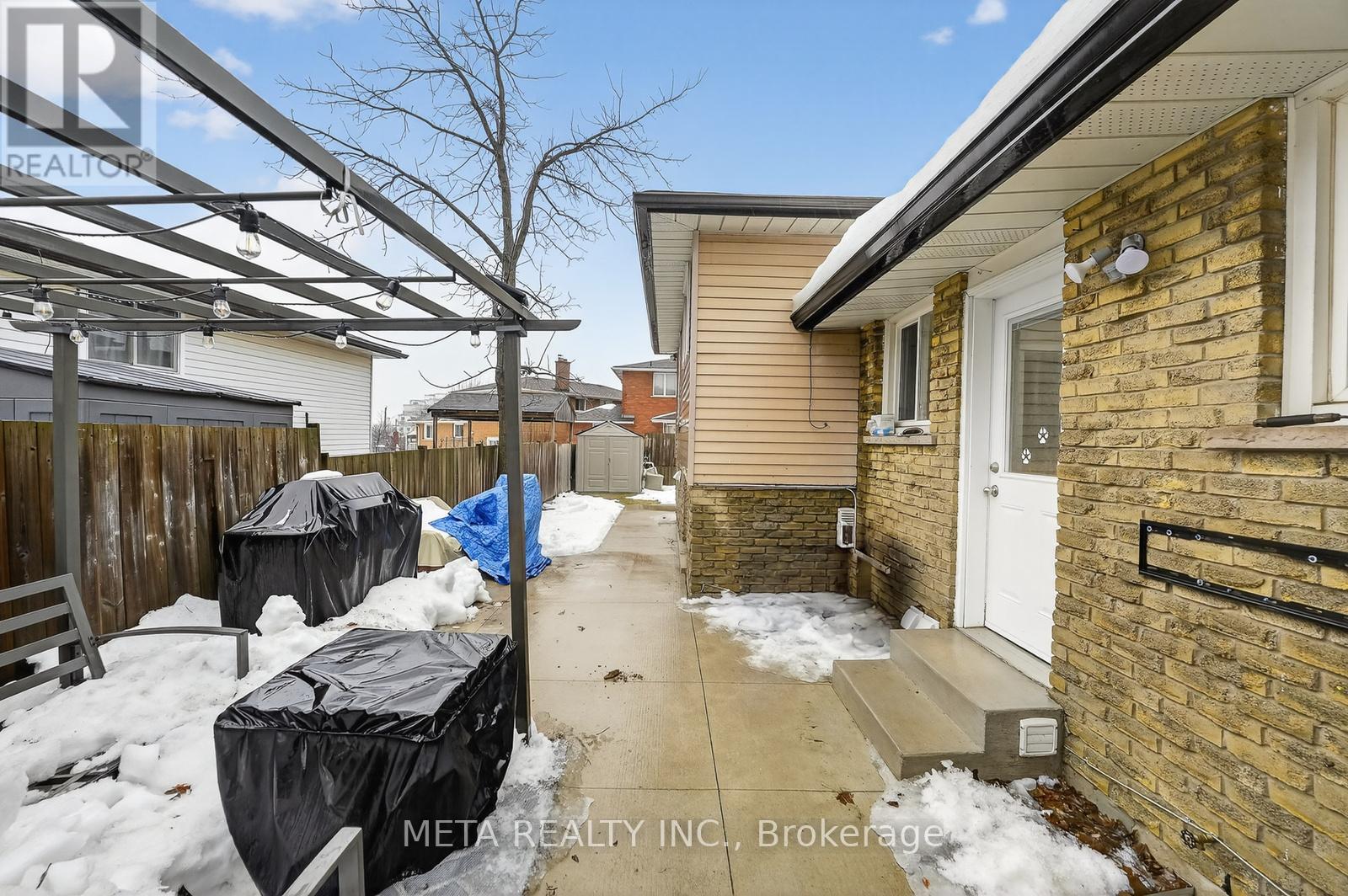 723 West 5th Street, Hamilton, Ontario  L9C 3R3 - Photo 29 - X12804212