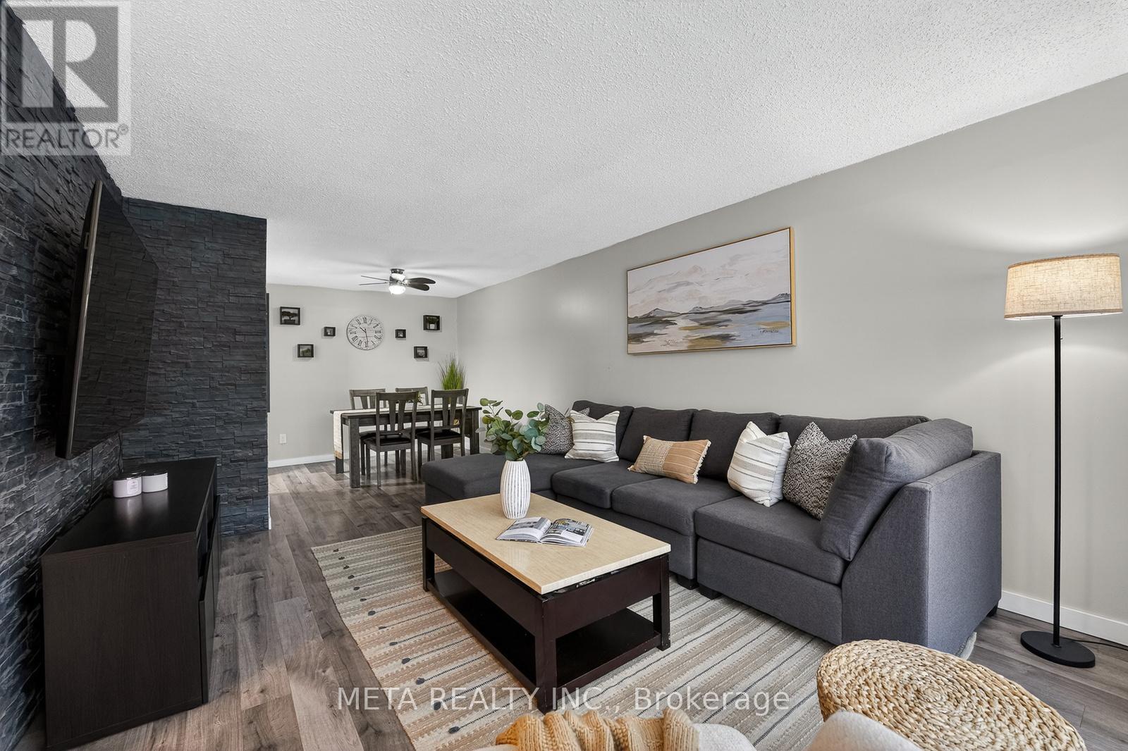 723 West 5th Street, Hamilton, Ontario  L9C 3R3 - Photo 7 - X12804212