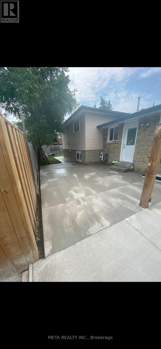 723 West 5th Street, Hamilton, Ontario  L9C 3R3 - Photo 37 - X12804212