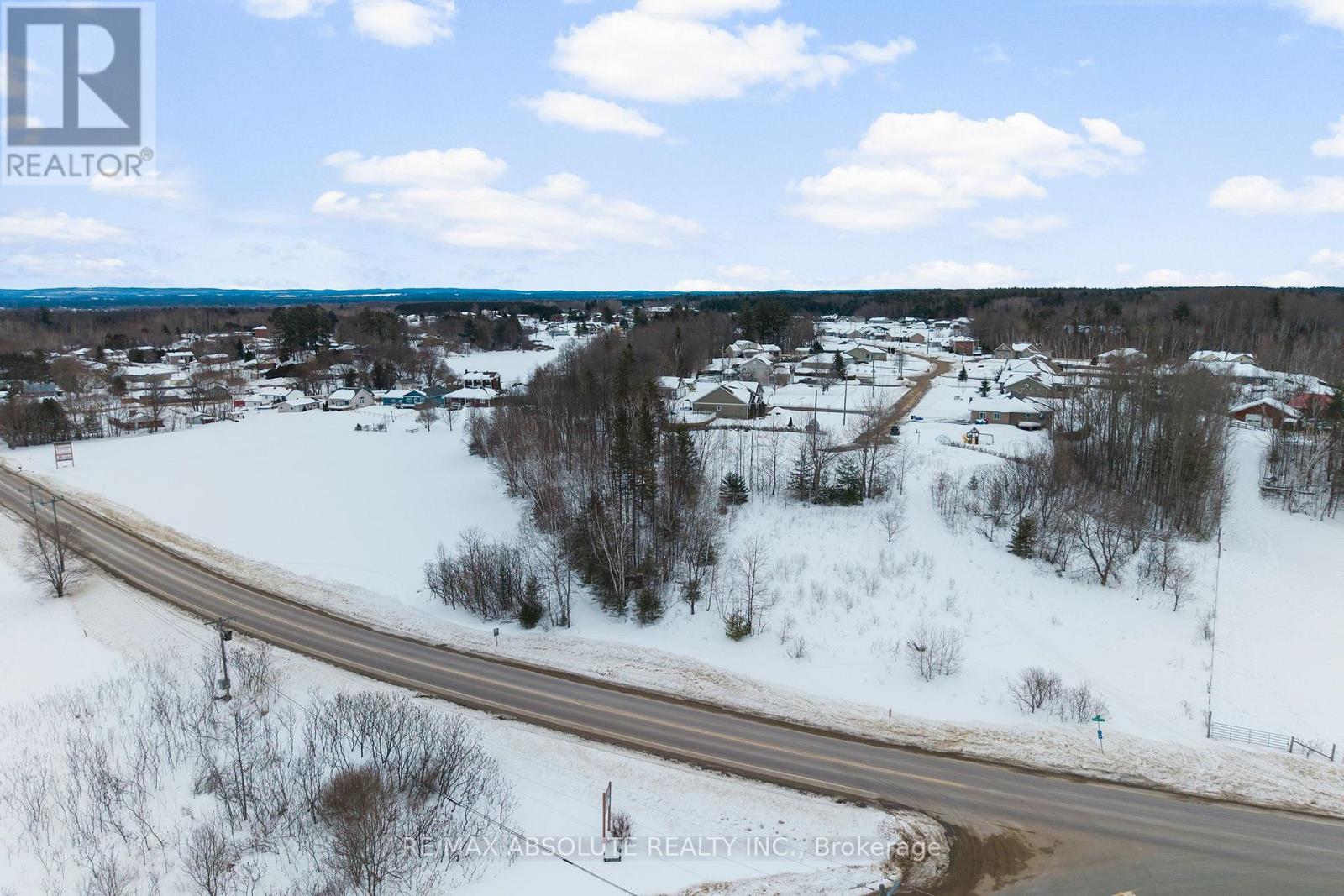 6 Lowe Court, Whitewater Region, Ontario  K0J 1C0 - Photo 10 - X12804346