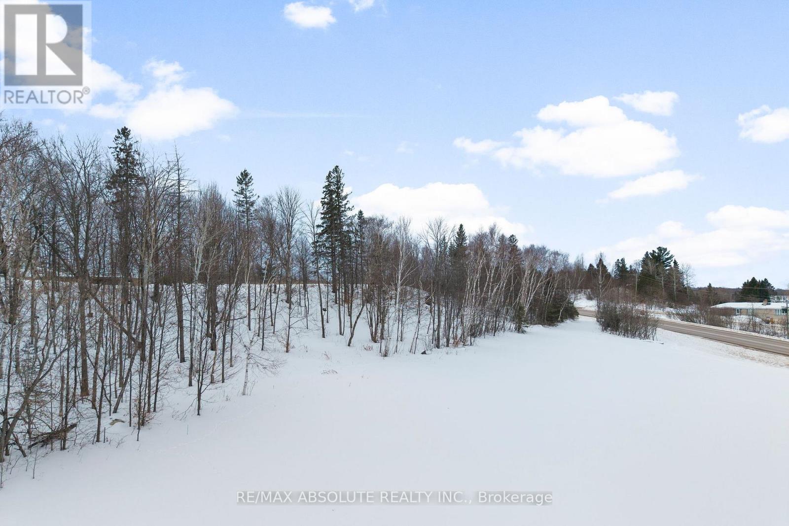 6 Lowe Court, Whitewater Region, Ontario  K0J 1C0 - Photo 2 - X12804346