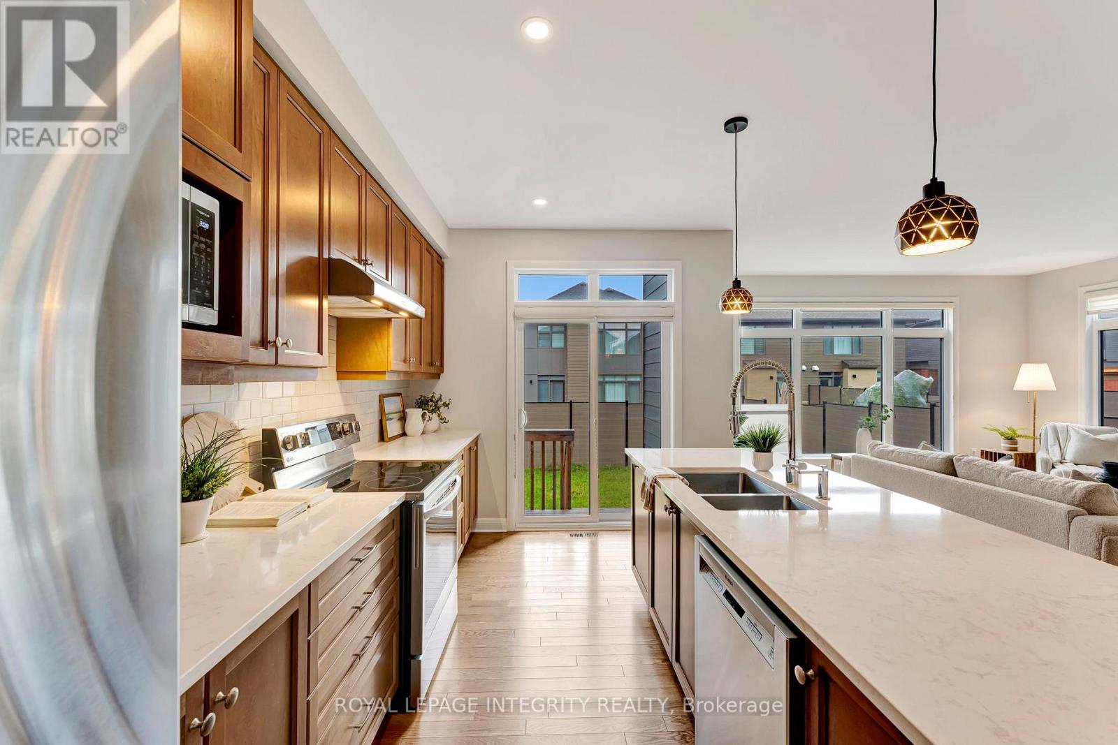 885 Moses Tennisco Street, Ottawa, Ontario  K1K 5A2 - Photo 23 - X12804350