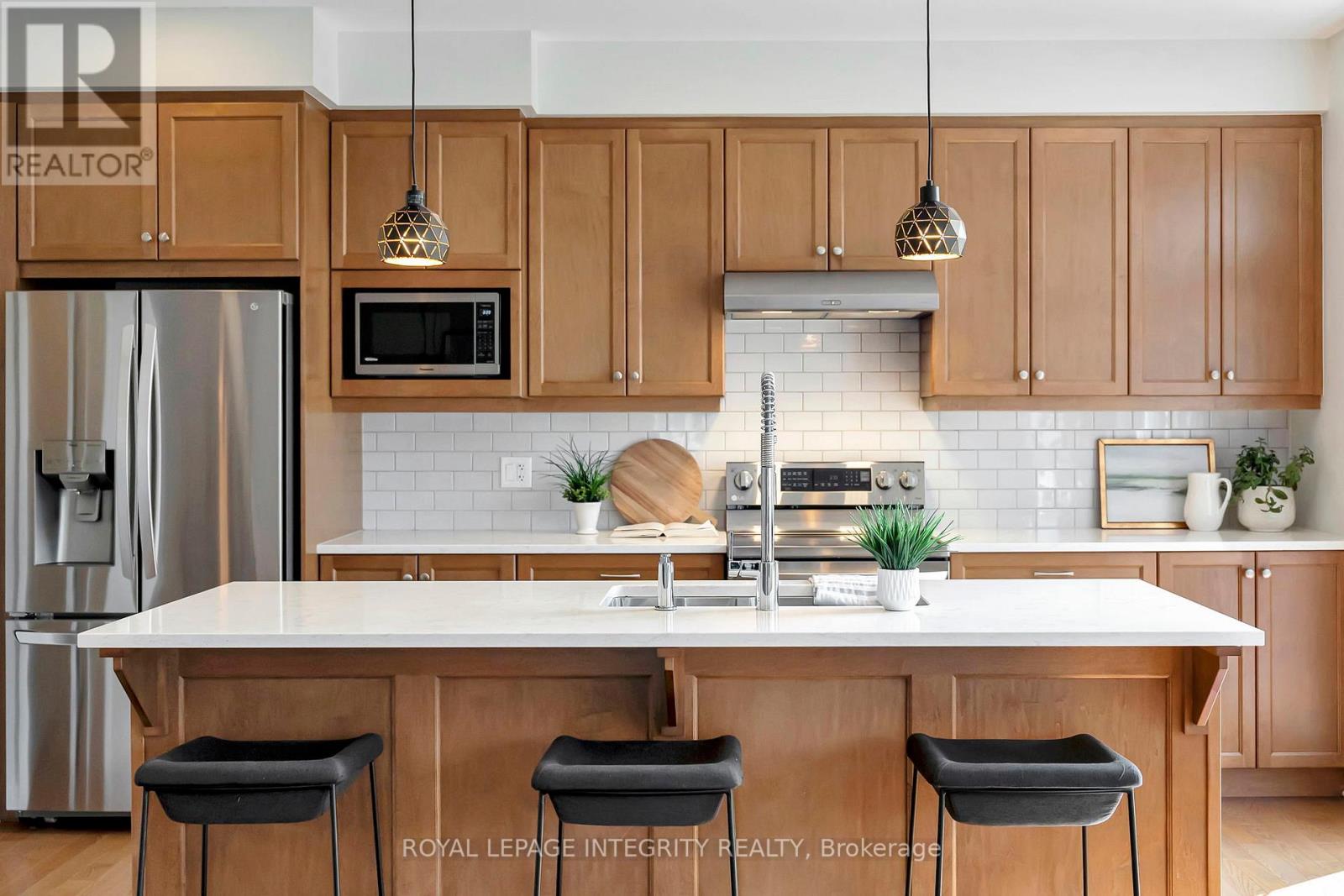 885 Moses Tennisco Street, Ottawa, Ontario  K1K 5A2 - Photo 27 - X12804350